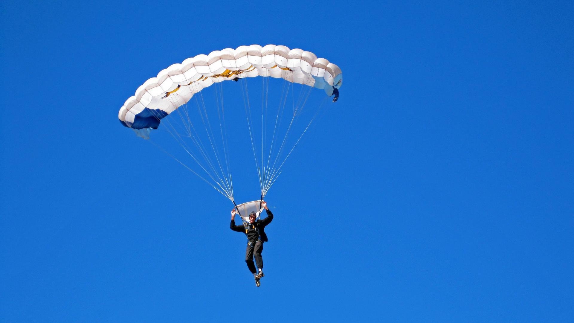 西班牙女子接力队默契度明显提高，西班牙女运动员