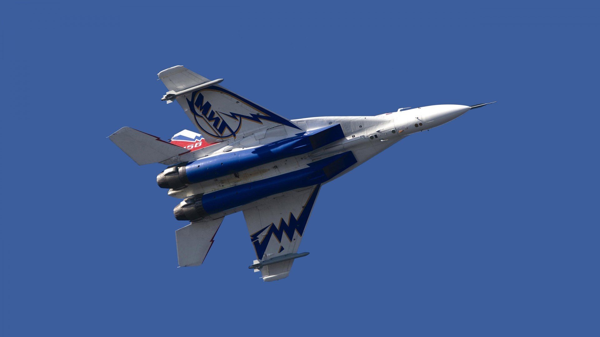 浓眉称自身防守表现仍有提升空间，浓眉的防守到底有多强