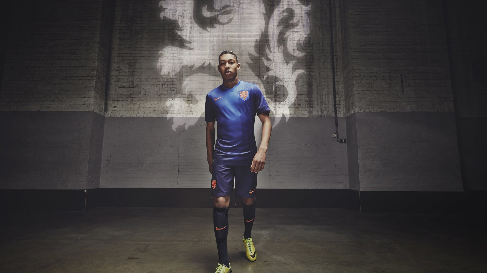 mk体育app-曼城再度取胜,福登梅开二度,哈兰德进球助力,哈兰德曼联转会费